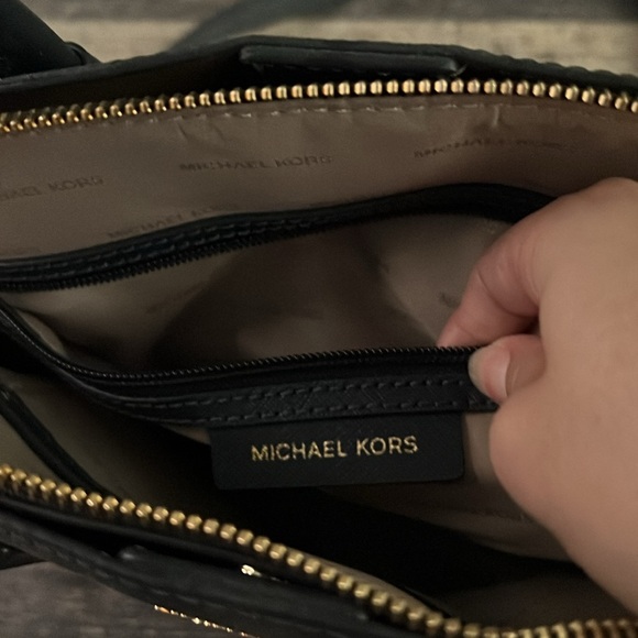 Michael Michael Kors Medium Navy Cindy Dome Satchel - Picture 4 of 4